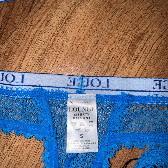 NWT Lounge Intimate Set - Picture 6 of 6